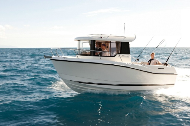 Captur 605 Pilothouse